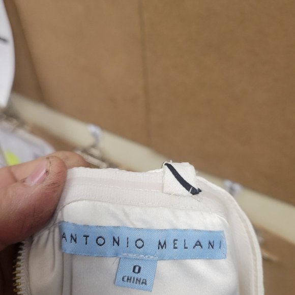 Dress - Picture 3 of 3